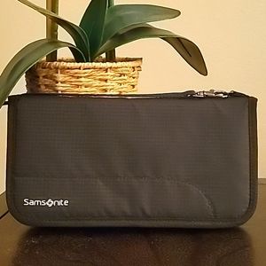 Samsonite Travel Wallet